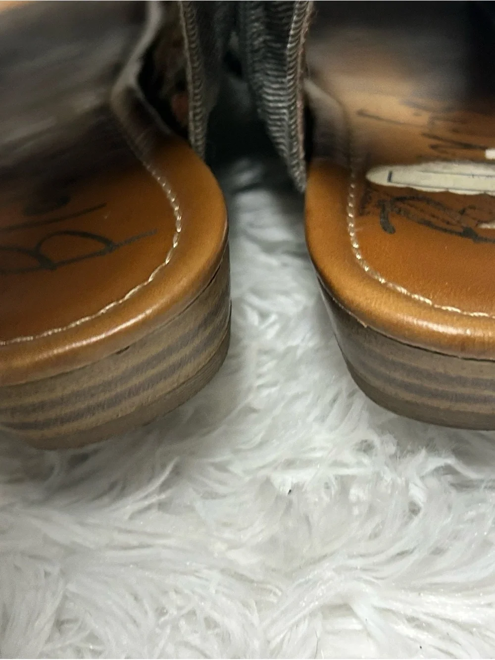Women's Blowfish Malibu Gray Denim Peep-Toe Sandals snake skin strap